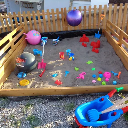 Nyaraló Playground